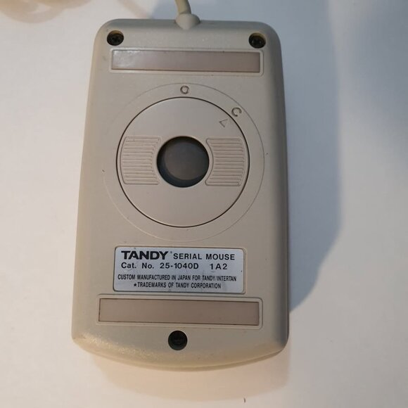 Very Rare Tandy Mouse two button 25-1040A with 9 PIN D-SUB CONNECTOR (UNTESTED) - Picture 4 of 8